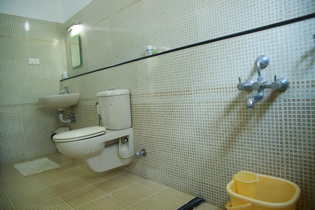 Periyar Villa Home Stay Thekkady Esterno foto